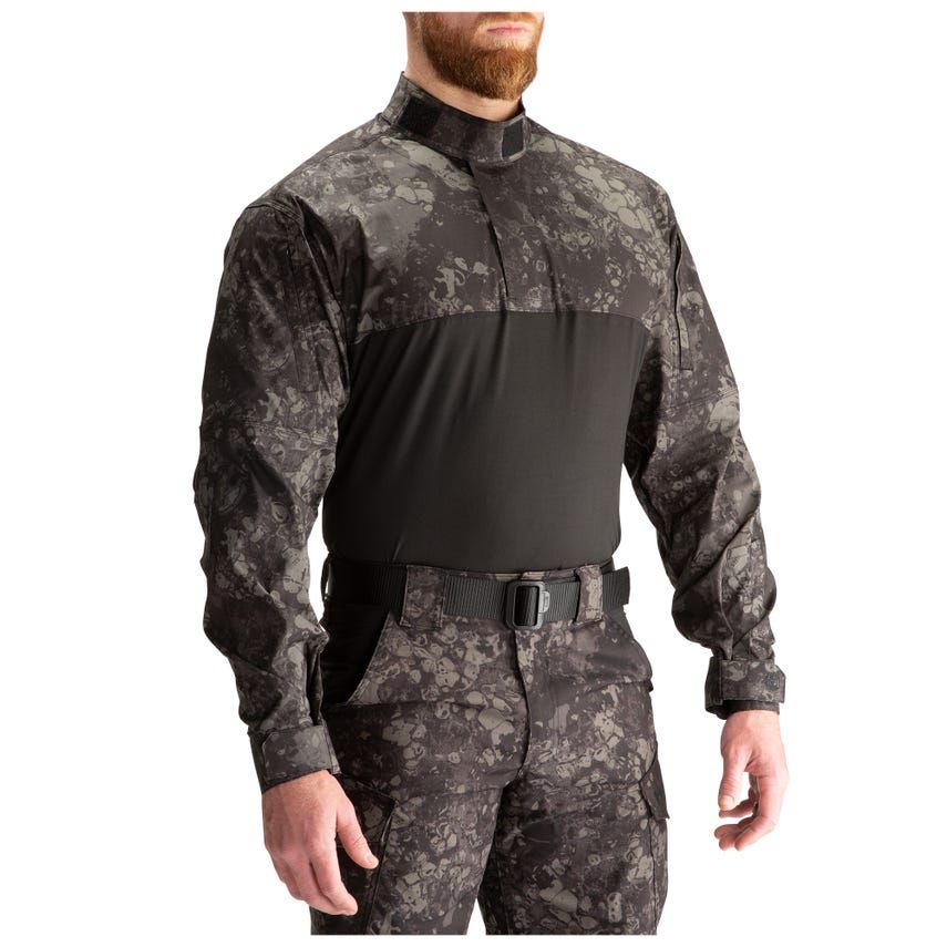 when can you wear the army combat shirt？